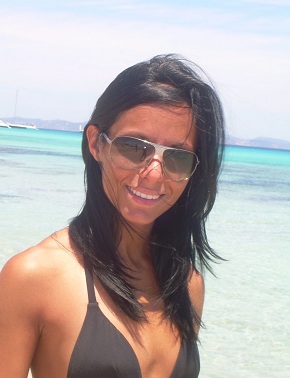 Brunette veut baiser